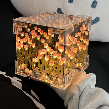 Lampara Cubo de Tulipanes